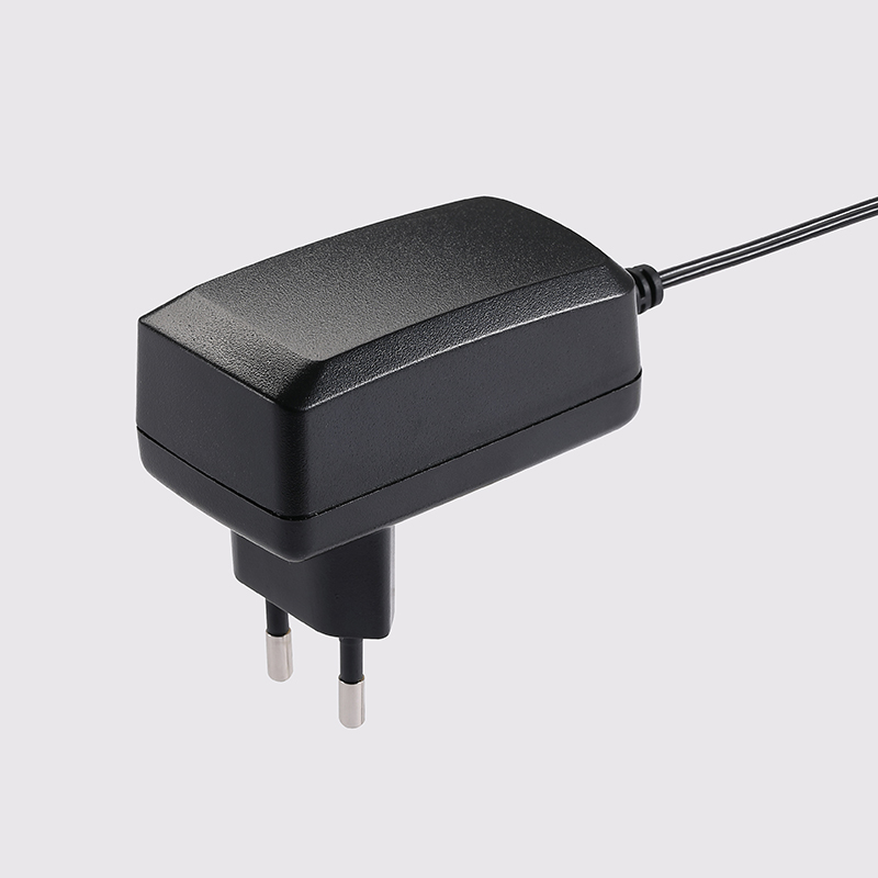 18W歐規(guī)插墻式